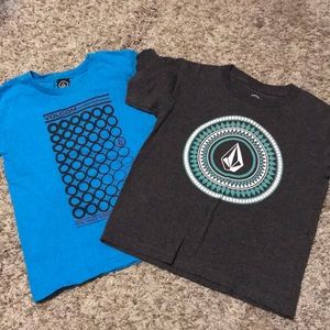 Volcom size 5 shirts